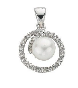 9ct White Gold 0.10ct Diamond & Freshwater Pearl Pendant