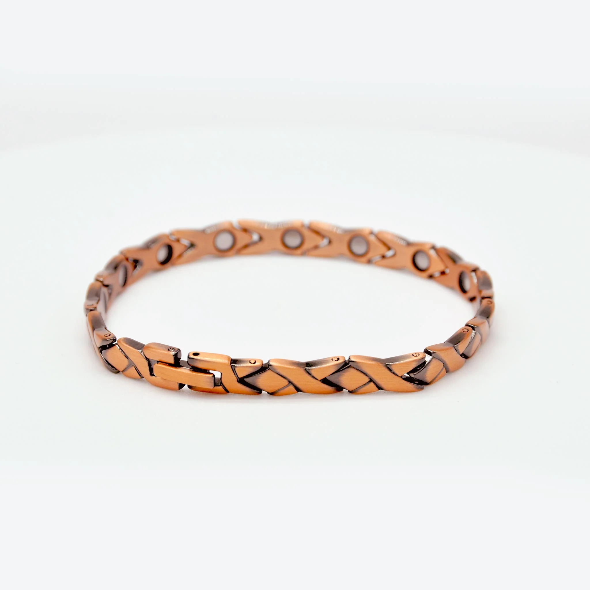 Chloe copper magnetic bracelet - Image 7