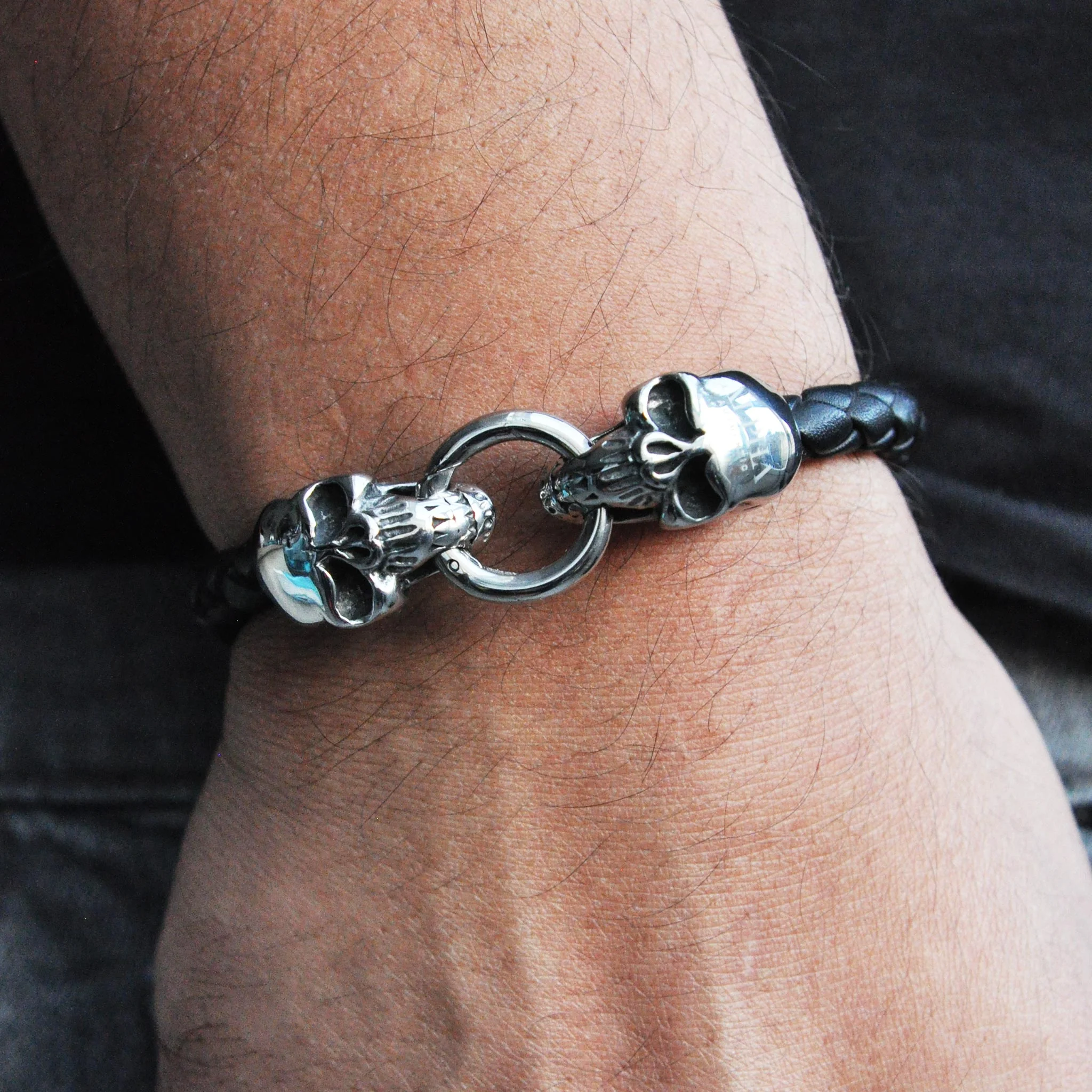 Vegas Skull Leather Bracelet - Image 3