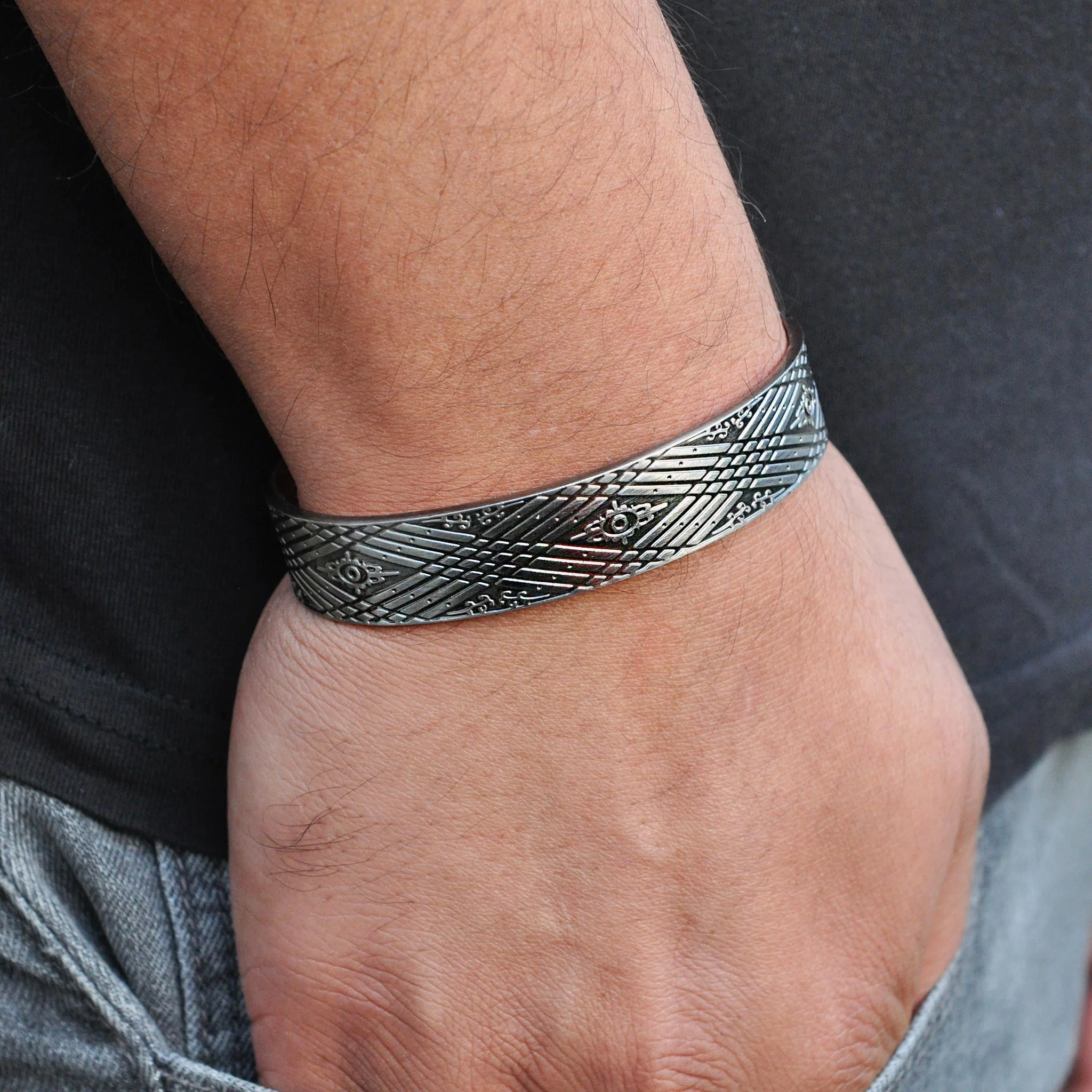 Targaryen Copper Magnetic Bracelet - Image 4