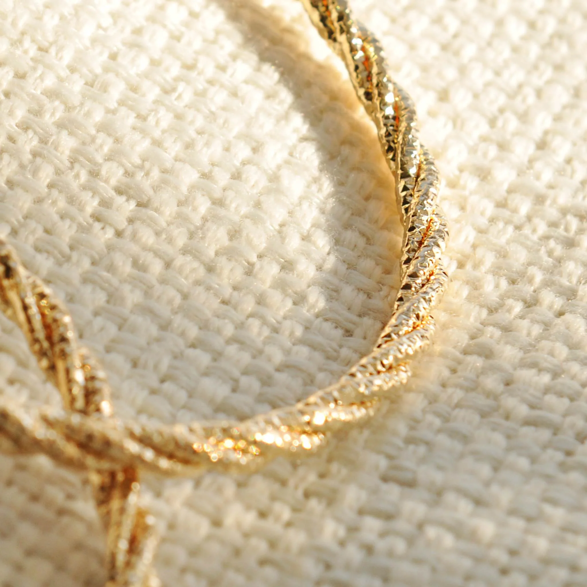 Demi gold effect rope hoops - Image 5