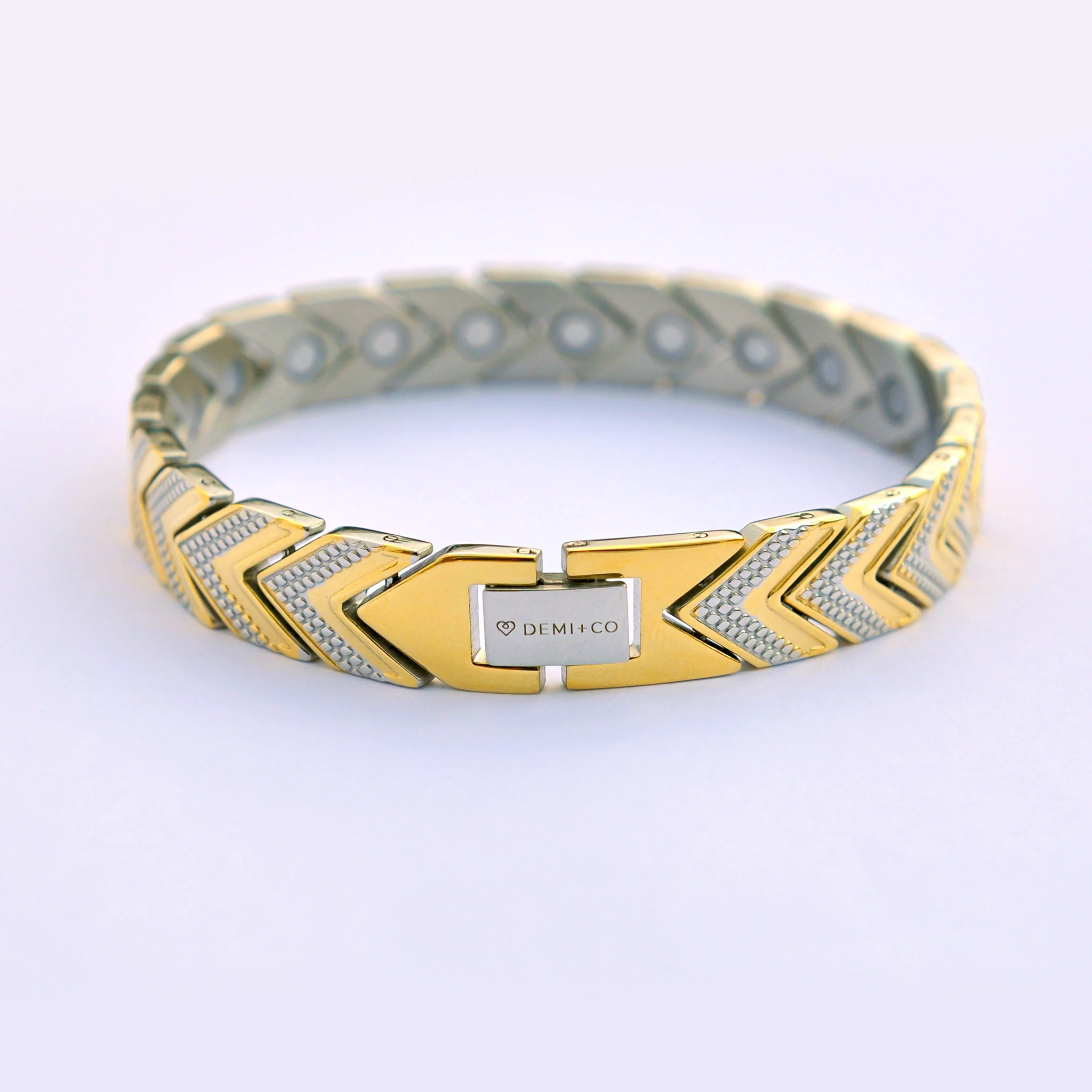 Adriana magnetic bracelet - Image 3