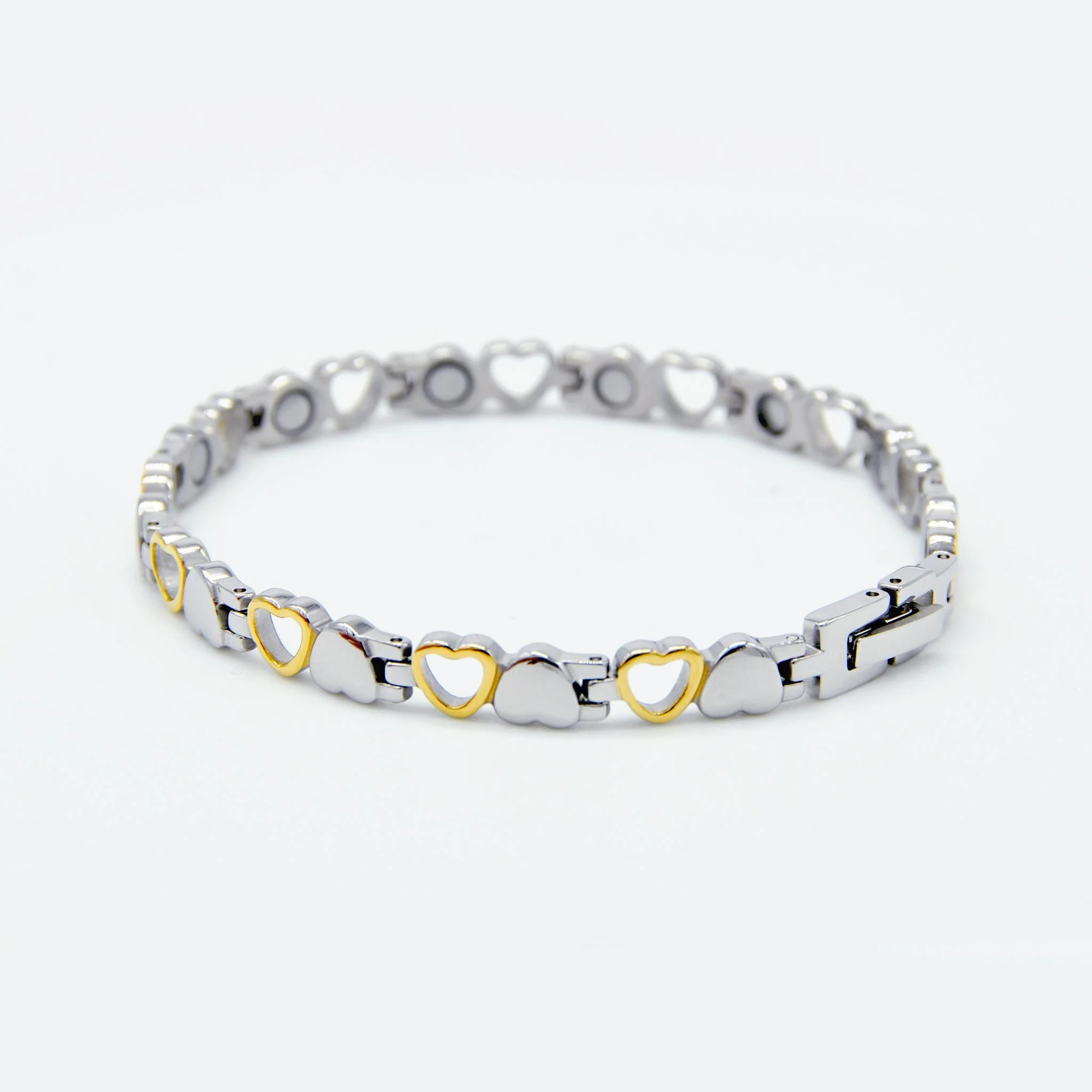 Eve heart silver and gold magnetic bracelet - Image 5