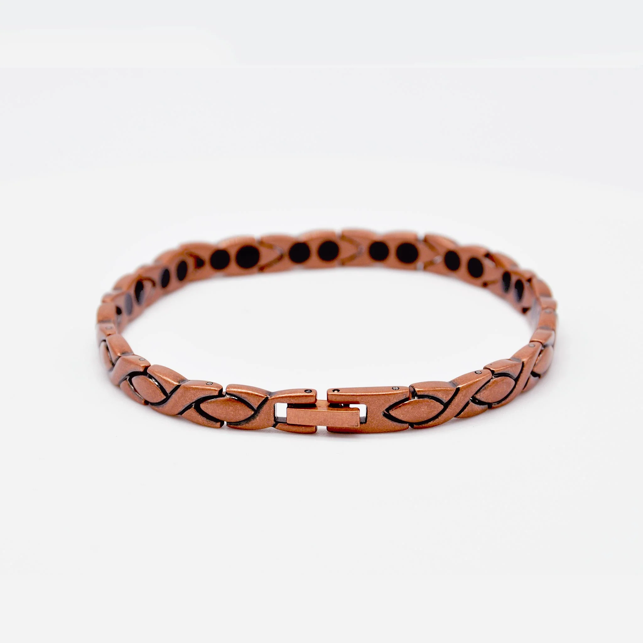 Rose copper bracelet with magnets - Image 6