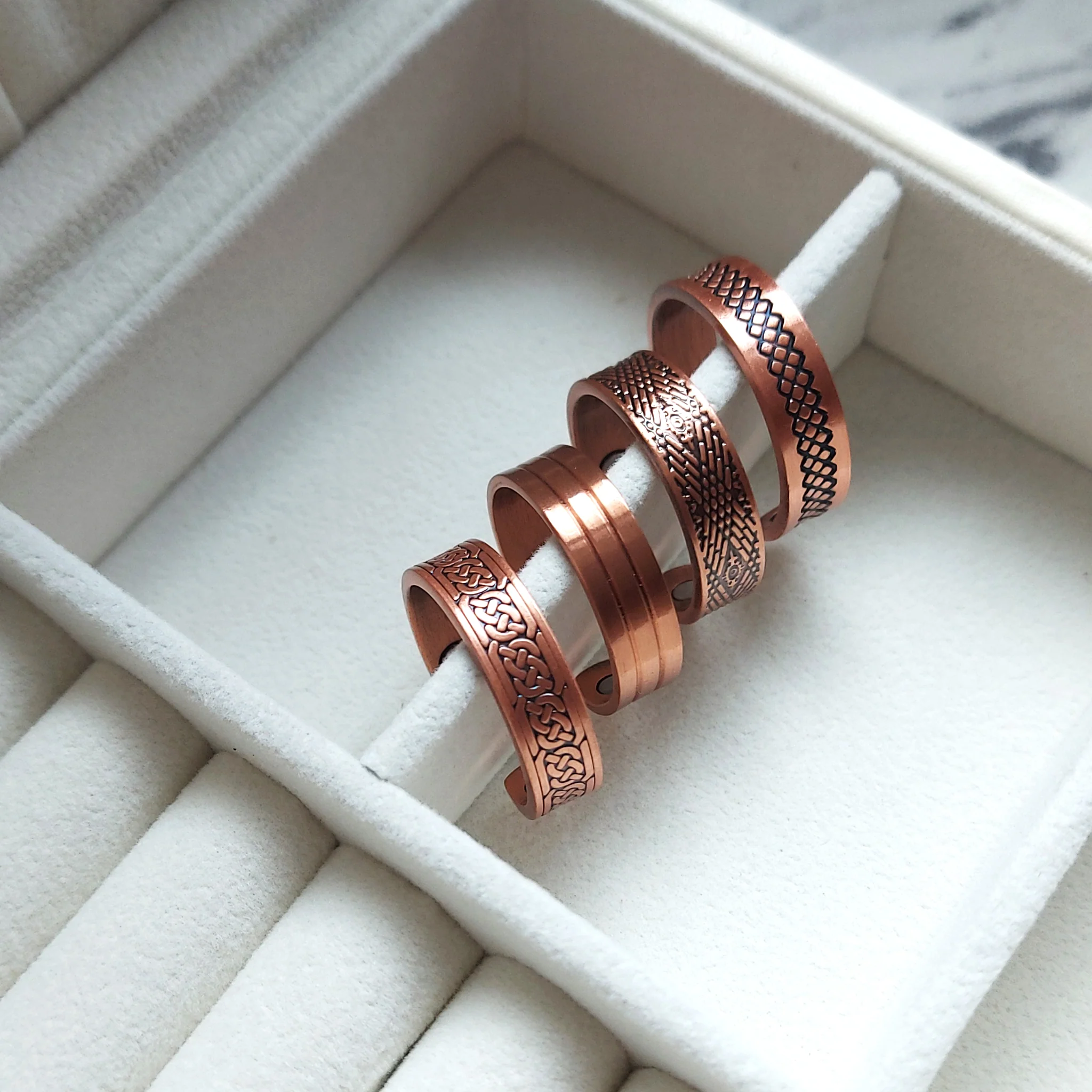 Quinn Copper Ring with Magnets - Image 9