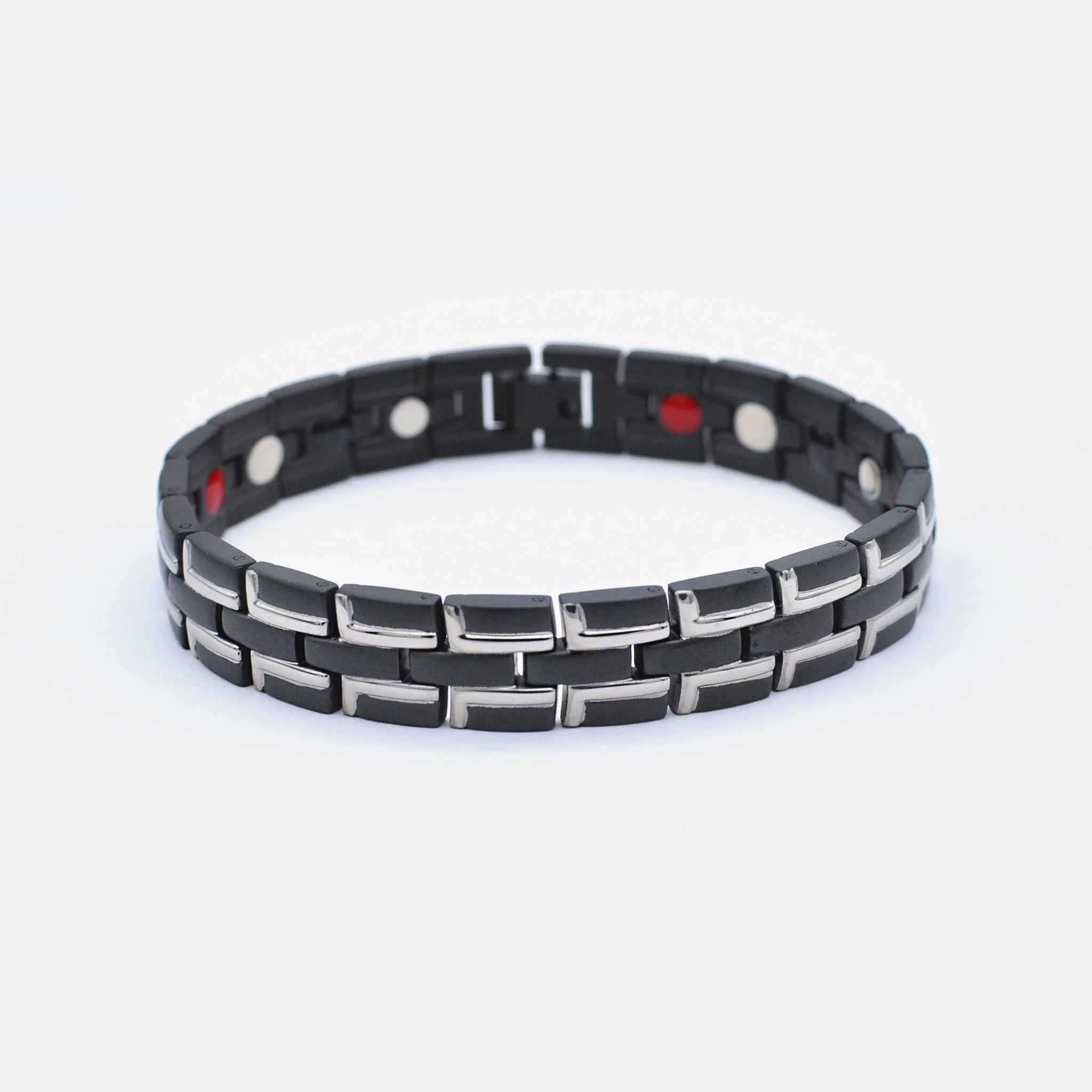Finley titanium magnetic bracelet - Image 4