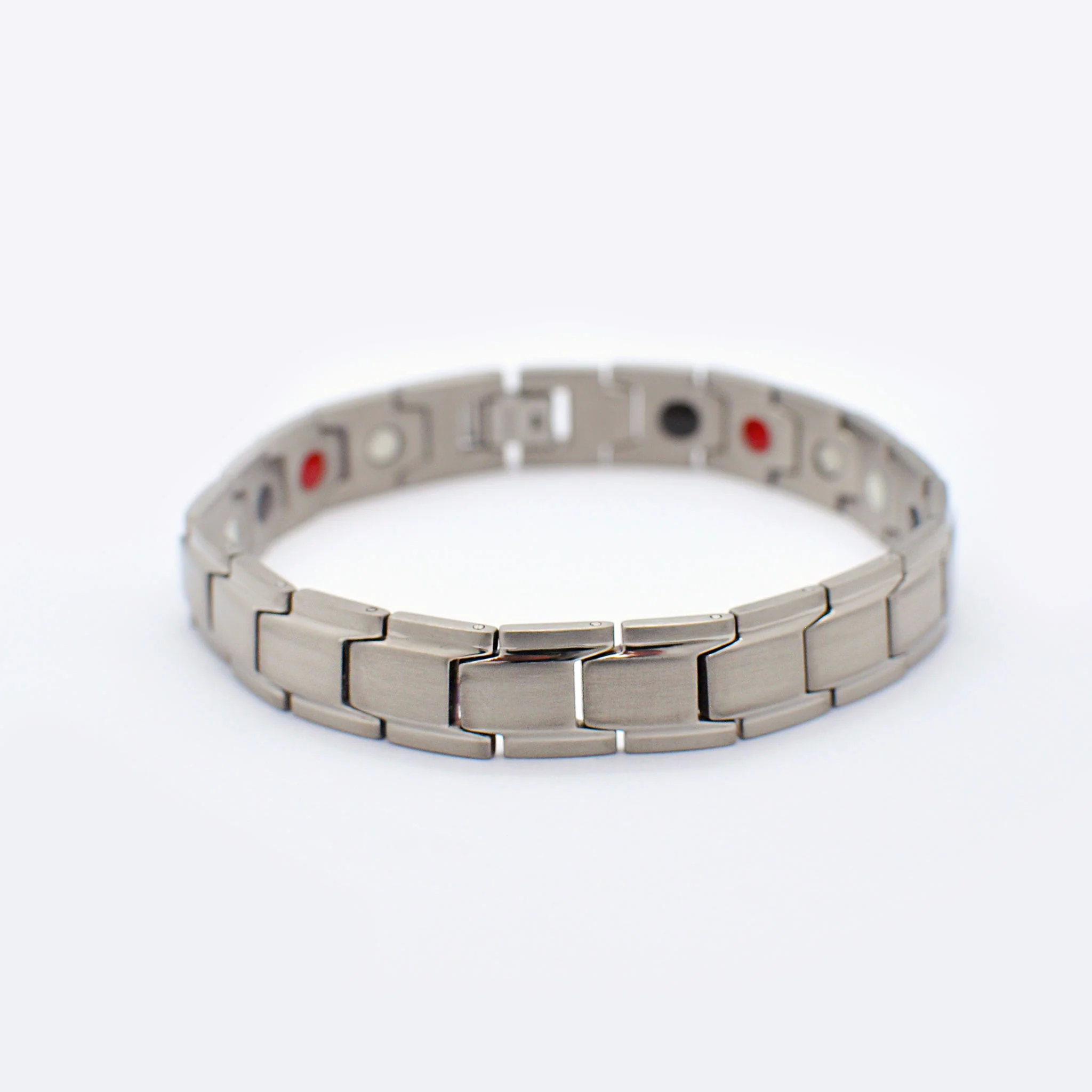 Caleb titanium magnetic bracelet - Image 5