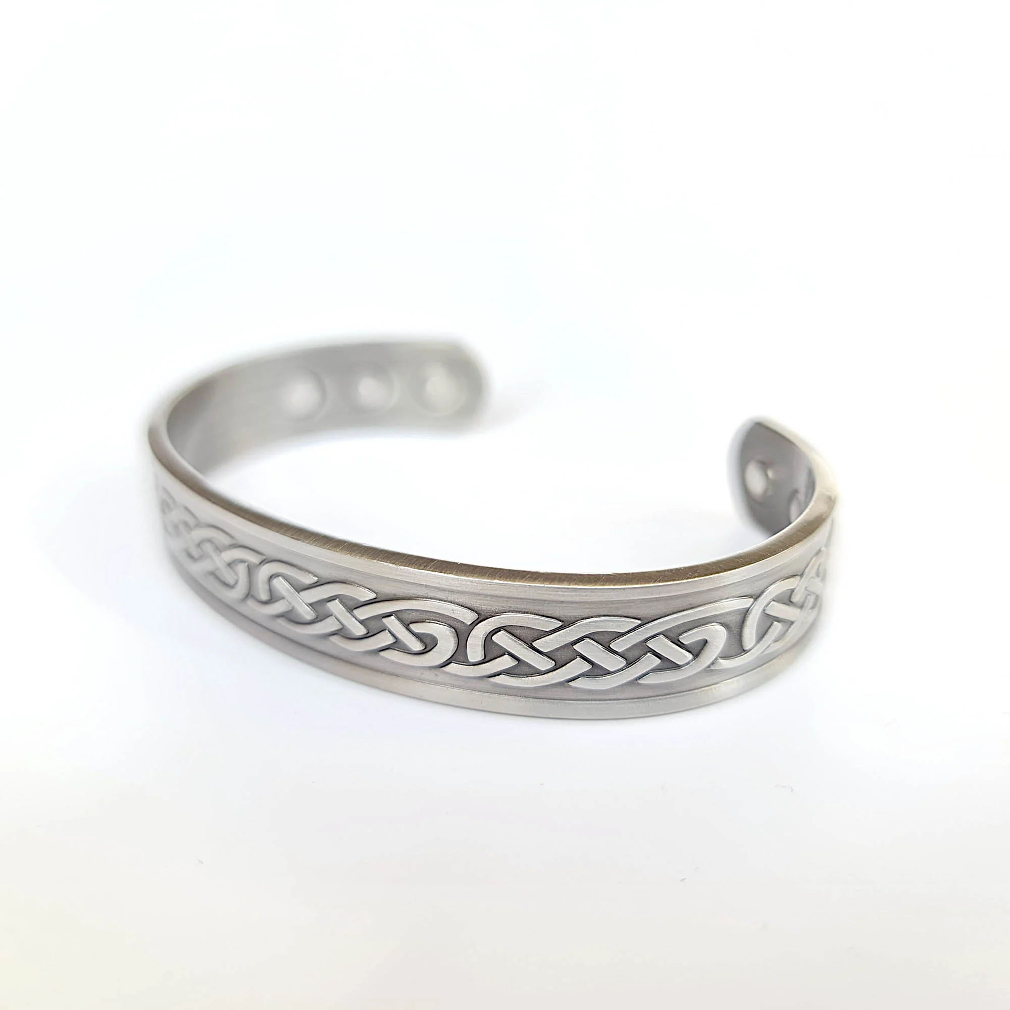 Lucas pewter magnetic bracelet - Image 2