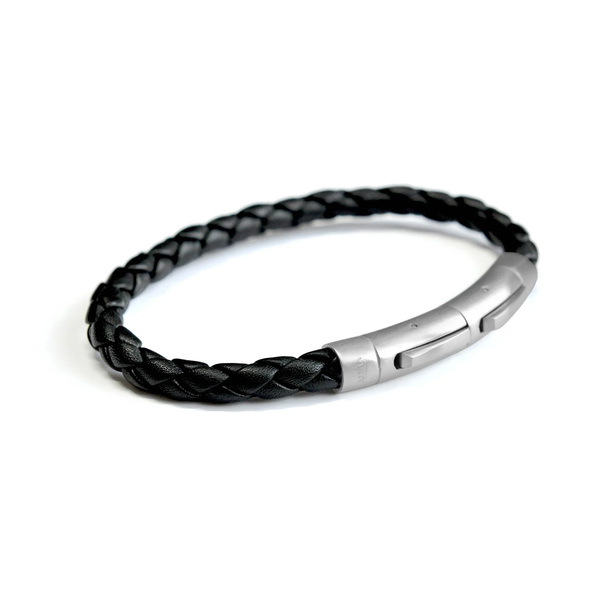 Phantom black leather stainless steel bracelet | ALPHA™ mens - Image 4
