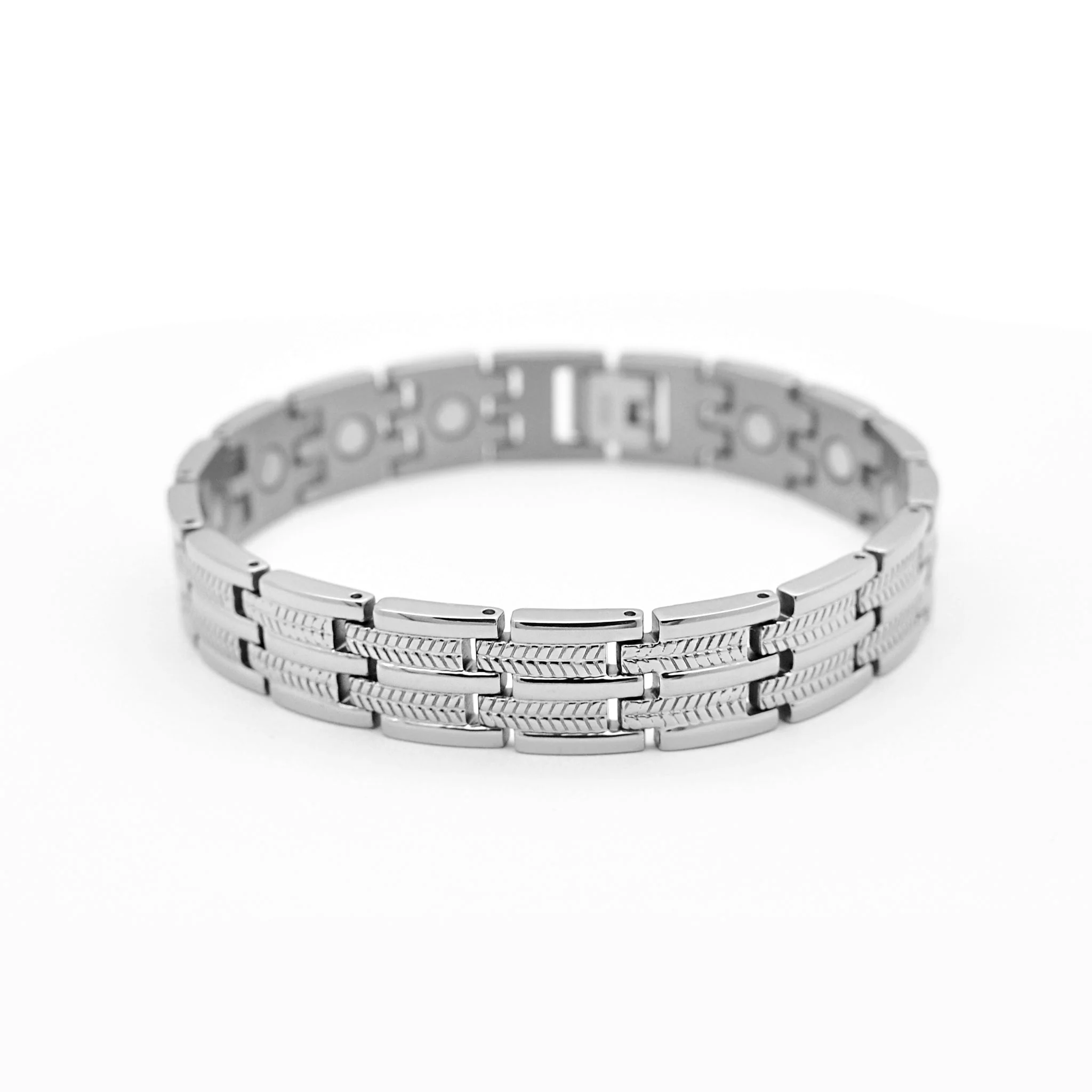 Hadrian titanium magnetic bracelet - Image 4