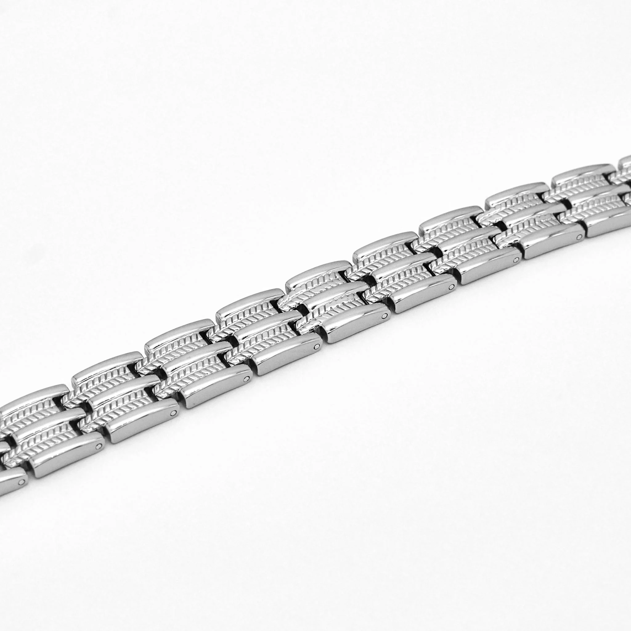 Hadrian titanium magnetic bracelet - Image 7