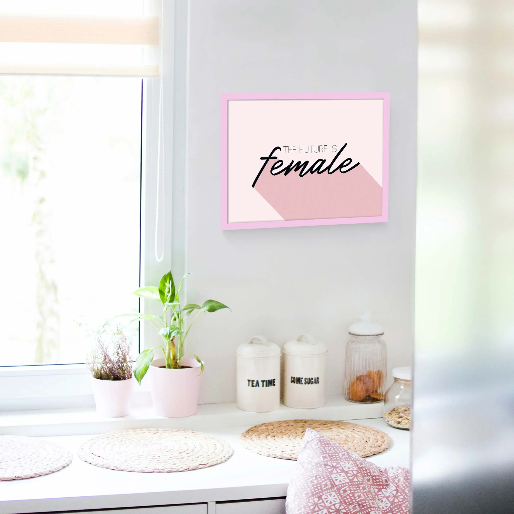 The future is female - Image 4