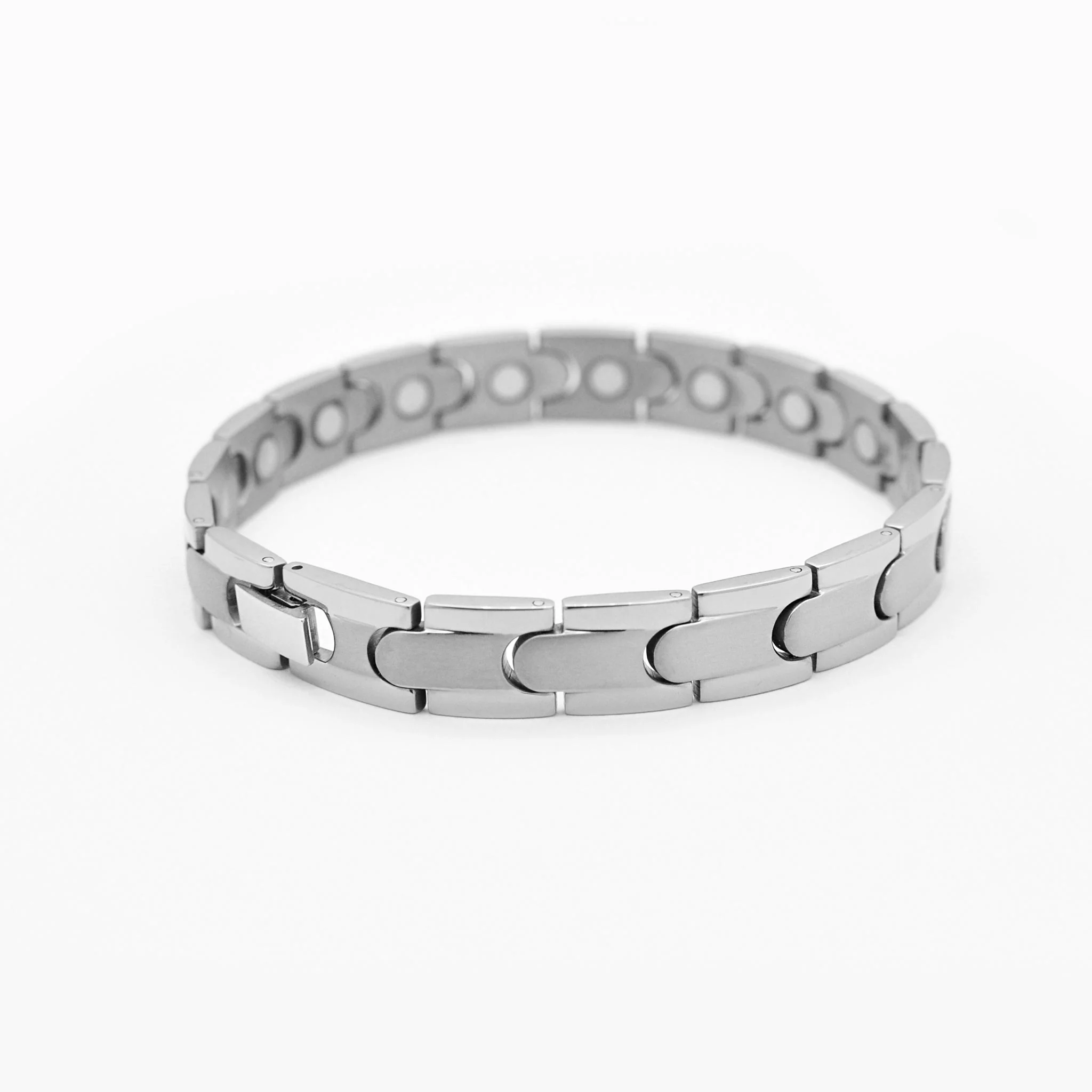Tyler titanium magnetic bracelet - Image 6