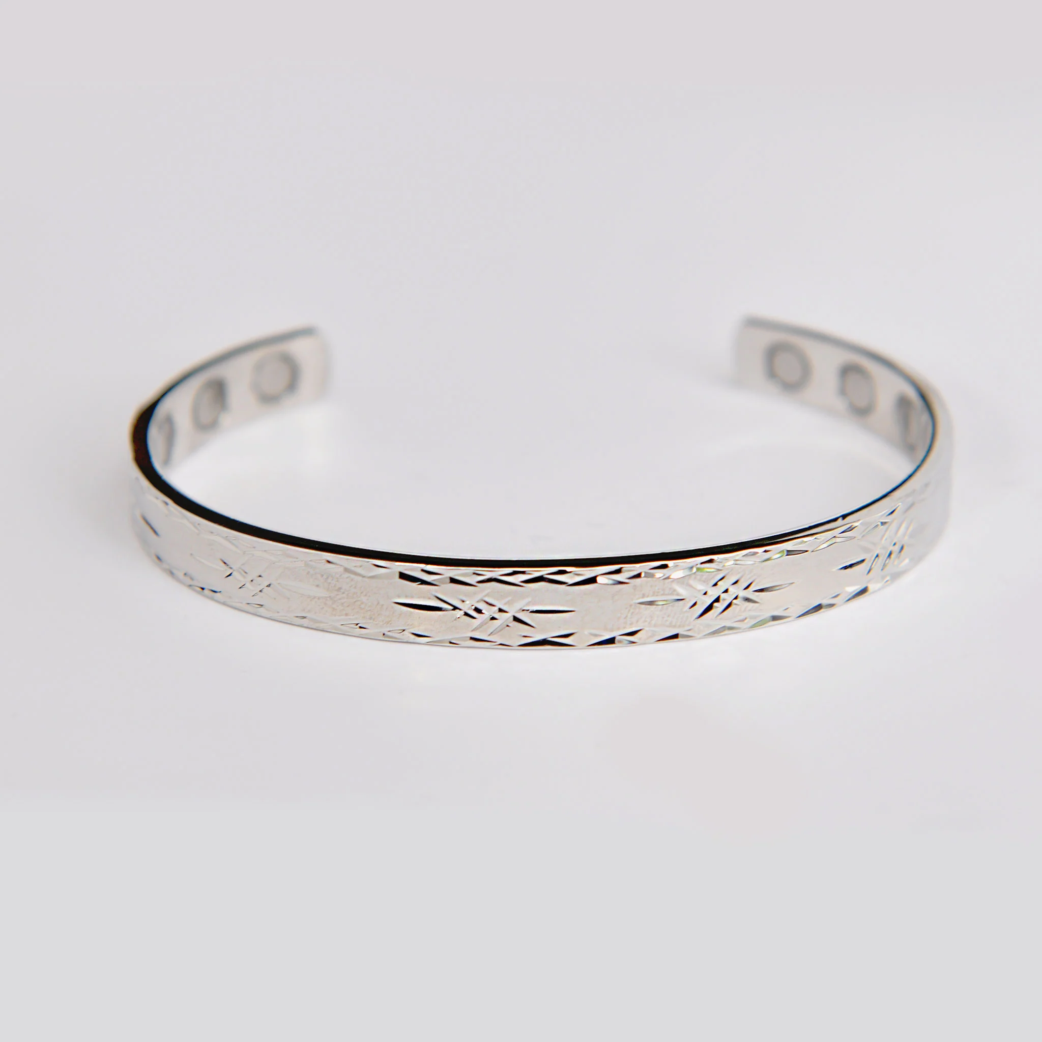 Naomi magnetic bracelet